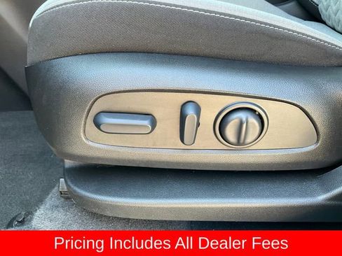 Used 2024 Chevrolet Equinox LS w/ LS Convenience Package FWD image 6