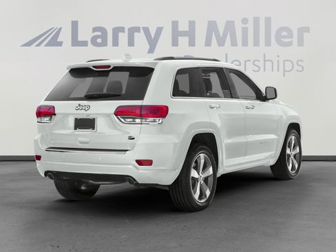 Used 2016 Jeep Grand Cherokee Overland w/ Advanced Technology Group image 2