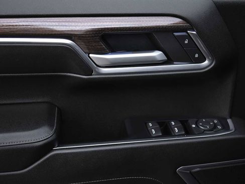 Used 2022 Chevrolet Silverado 1500 LT image 21