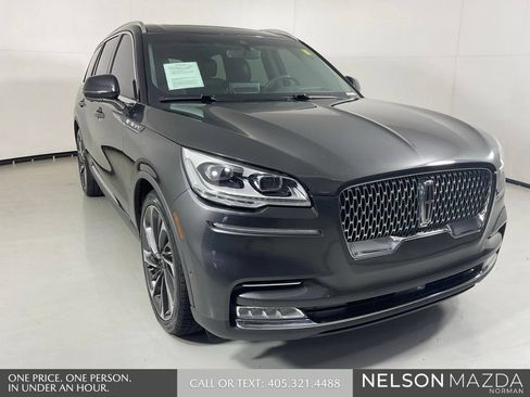 Used 2020 Lincoln Aviator Reserve w/ Equipment Group 202A AWD/4WD image 3
