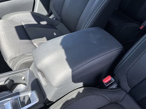 Used 2023 Subaru Ascent Premium w/ Convenience Package image 23