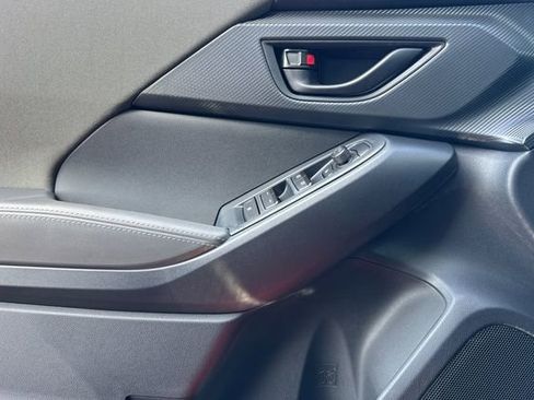 New 2025 Subaru Crosstrek 2.0i Premium image 8