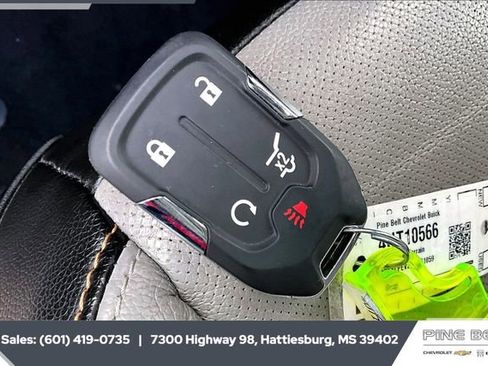 Certified 2021 GMC Terrain SLT image 9