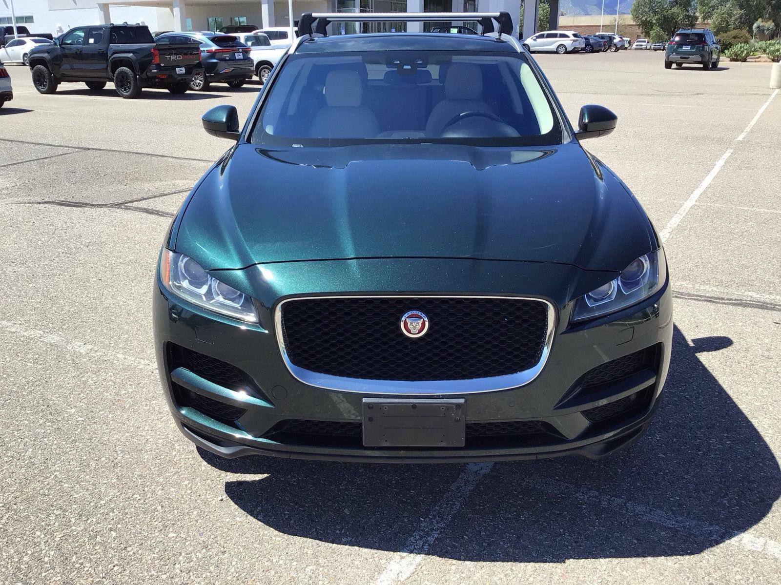Used 2018 Jaguar F-PACE Premium AWD/4WD image 8