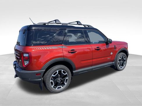 Used 2022 Ford Bronco Sport Outer Banks w/ Tech Package AWD/4WD image 4