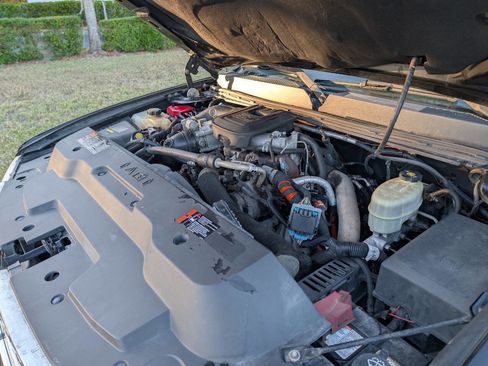 Used 2014 GMC Sierra 3500 Denali image 31