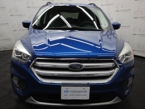 Used 2017 Ford Escape SE w/ Equipment Group 201A image 10