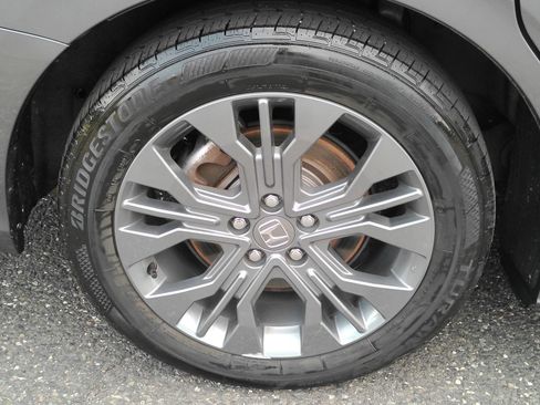 Used 2025 Honda Odyssey Touring image 36