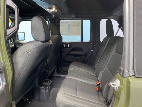 Certified 2021 Jeep Wrangler Unlimited Sahara image 24