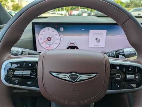 Used 2025 Genesis GV80 3.5T Prestige AWD/4WD image 29