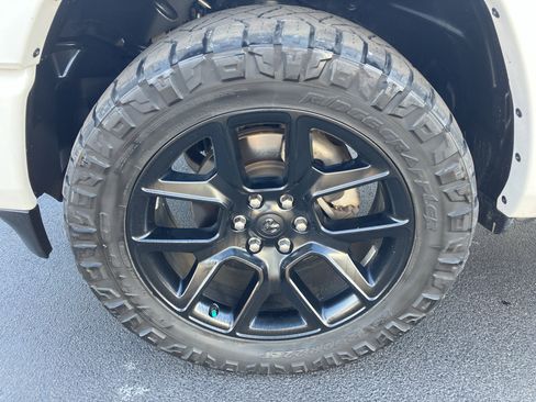 Used 2022 RAM 1500 Laramie image 13