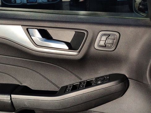 Used 2022 Ford Escape Titanium FWD image 27