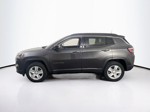Used 2022 Jeep Compass Latitude AWD/4WD image 8
