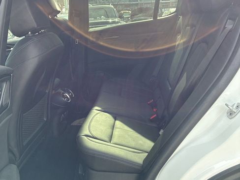 Used 2024 Alfa Romeo Stelvio Sprint image 9