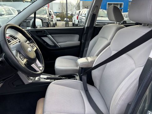 Used 2017 Subaru Forester 2.5i Premium w/ Protection Package #1 image 11