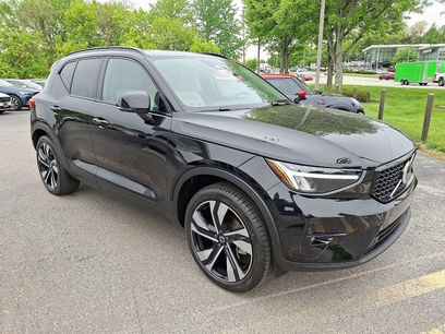 Used 2023 Volvo XC40 B5 Plus w/ Protection Package Premier