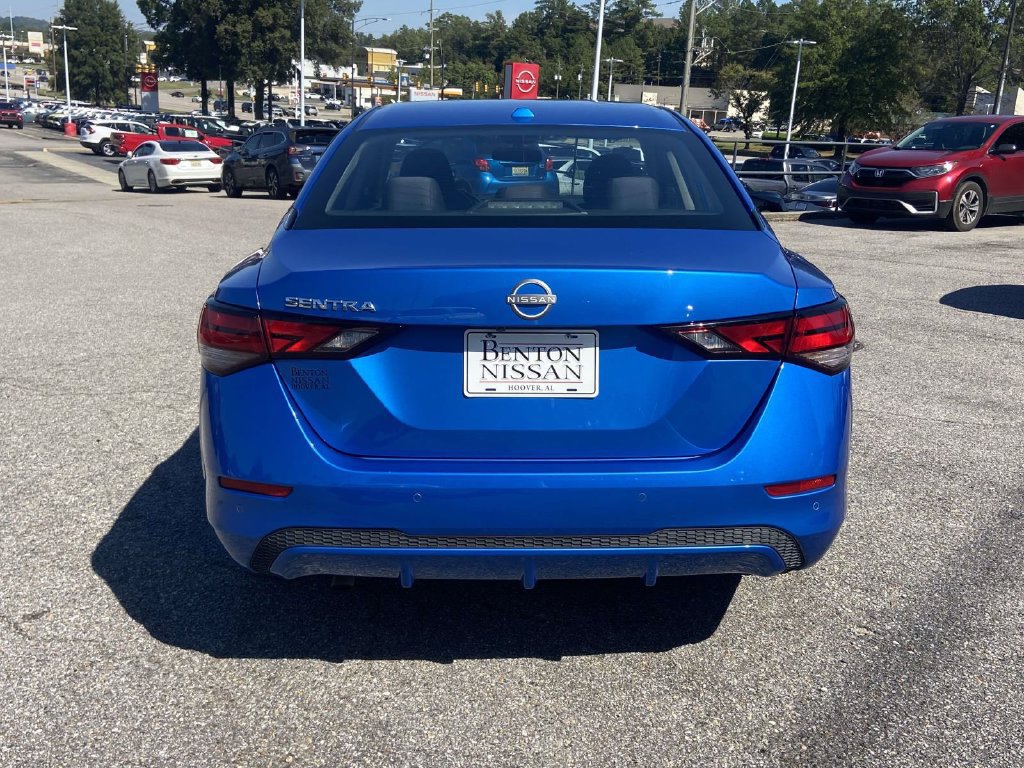 Used 2025 Nissan Sentra SV FWD image 4
