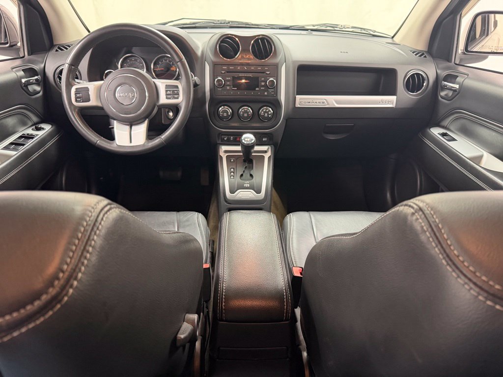 Used 2016 Jeep Compass High Altitude FWD image 29
