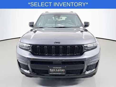 New 2025 Jeep Grand Cherokee L Limited w/ Black Appearance Package image 2