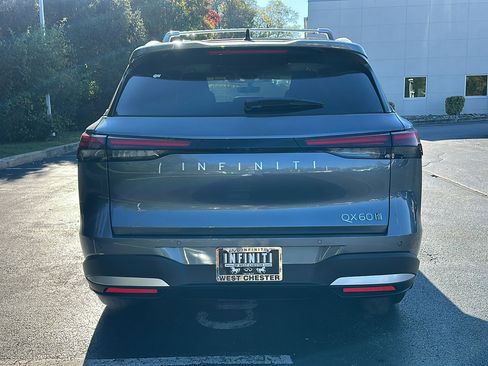 New 2026 INFINITI QX60 Luxe w/ Cargo Package image 4