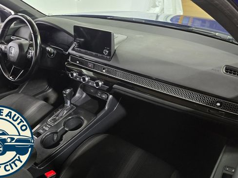 Used 2023 Honda Civic Sport image 33