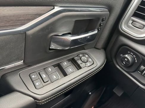 New 2026 RAM 2500 Laramie AWD/4WD image 24