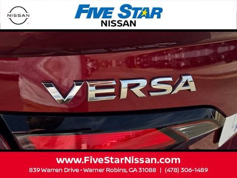 Used 2025 Nissan Versa SR w/ Trunk Package FWD image 11