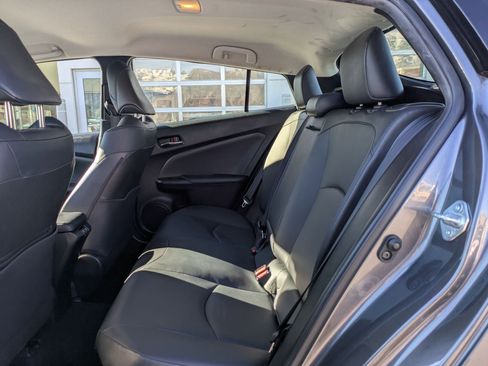 Used 2019 Toyota Prius XLE image 24