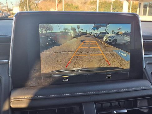 Used 2024 Chevrolet Tahoe Premier image 4