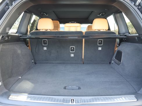 Used 2023 Jeep Grand Cherokee Summit image 17