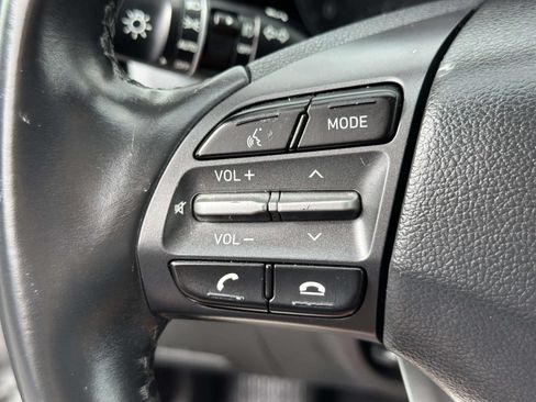 Used 2020 Hyundai Kona Limited AWD/4WD image 17