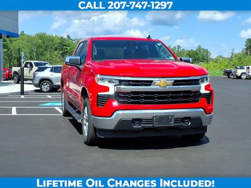 Used 2024 Chevrolet Silverado 1500 LT AWD/4WD image 2