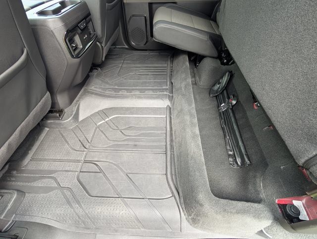 Used 2025 Chevrolet Silverado 1500 ZR2 w/ Technology Package AWD/4WD image 15