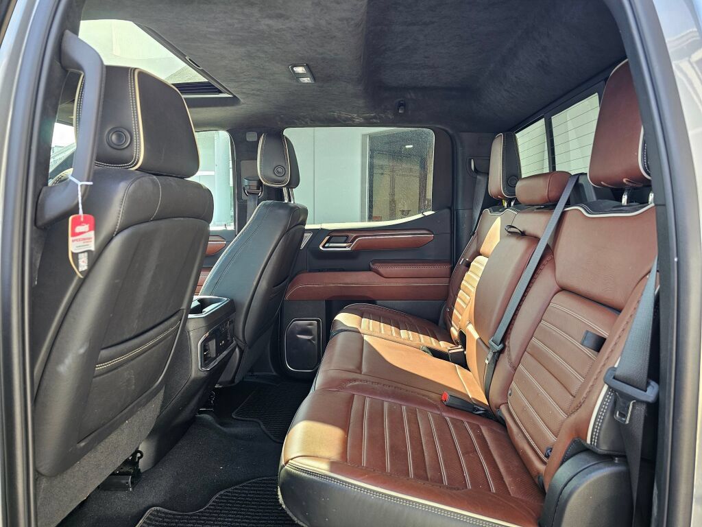 Used 2023 GMC Sierra 1500 Denali Ultimate AWD/4WD image 16