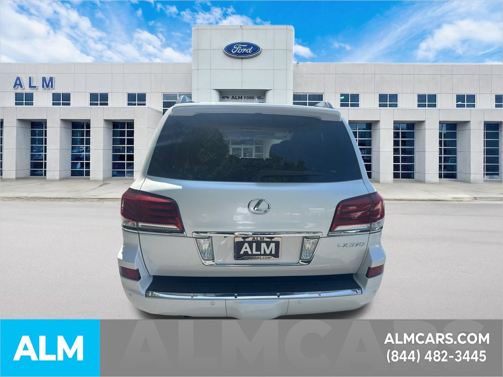 Used 2015 Lexus LX 570 4WD w/ Luxury Package image 6