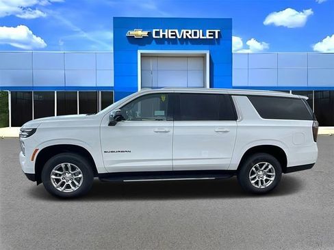 New 2026 Chevrolet Suburban LS w/ LPO, Dark Essentials Package image 6