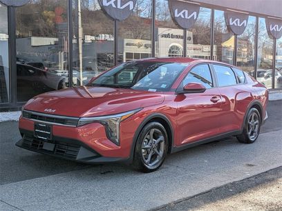 Certified 2025 Kia K4 LXS