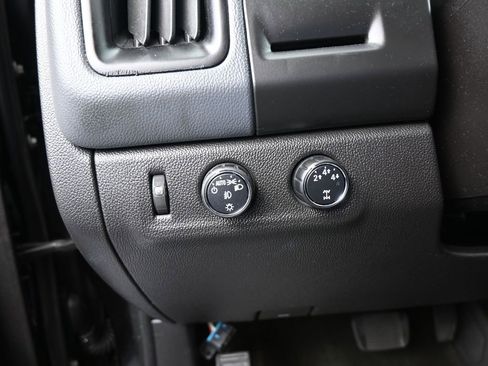 Used 2016 Chevrolet Colorado Z71 image 35