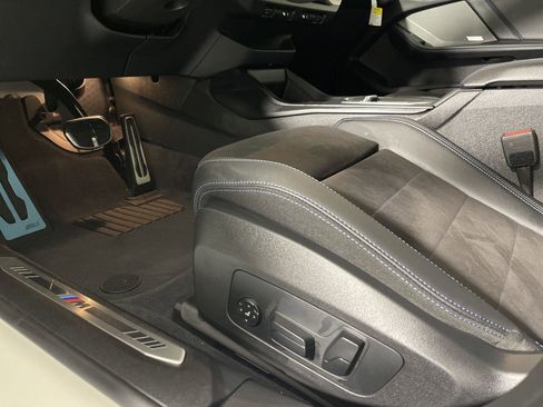 Used 2025 BMW M235i xDrive w/ M Performance Package image 13