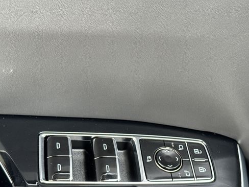 Used 2025 Cadillac Escalade V w/ LPO, ONYX Package AWD/4WD image 15