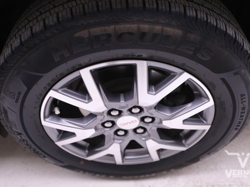 Used 2021 GMC Acadia SLT w/ Technology Package image 36