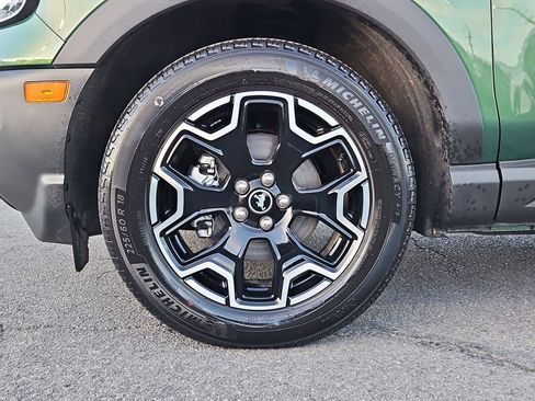 Used 2025 Ford Bronco Sport Outer Banks w/ Outer Banks Tech Package+ image 14