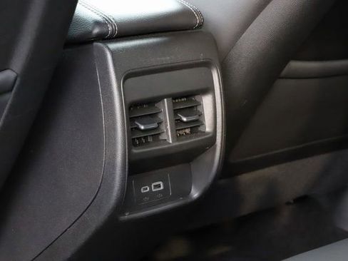 Used 2025 Cadillac XT4 Premium Luxury image 20