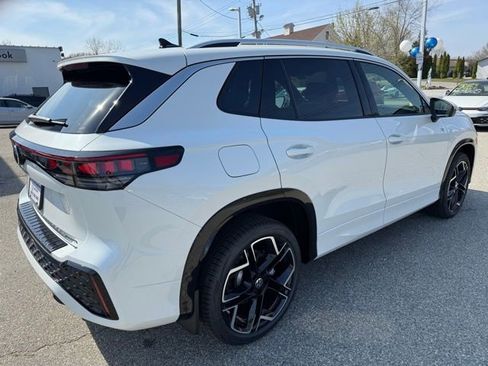 New 2026 Volkswagen Tiguan SEL R-Line AWD/4WD image 5
