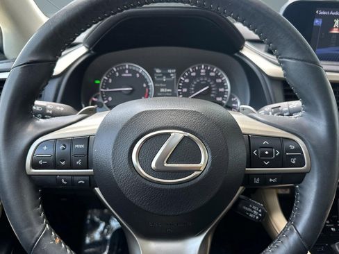 Used 2022 Lexus RX 350 RX 350 w/ Premium Package image 18