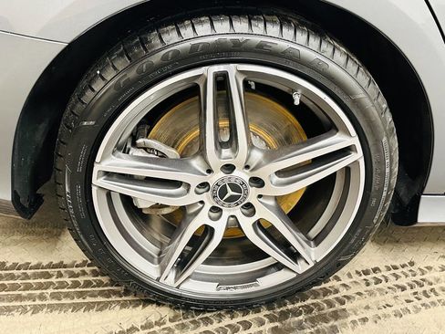 Used 2019 Mercedes-Benz E 450 E 450 4MATIC AWD 4dr Wagon image 31