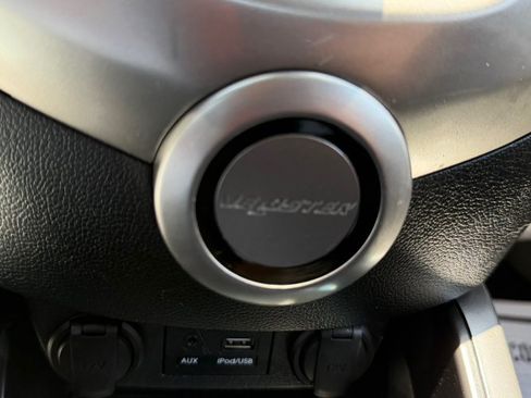 Used 2015 Hyundai Veloster FWD image 22