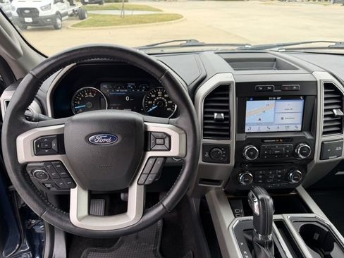 Used 2018 Ford F150 Lariat image 13