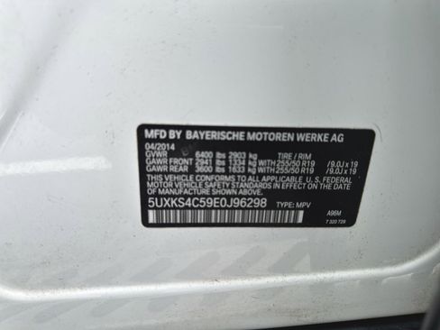 Used 2014 BMW X5 xDrive35d image 38