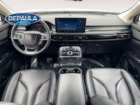 Used 2022 Lincoln Nautilus AWD w/ Premium Package image 13